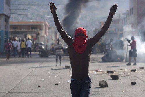 Wochenlange Proteste gegen Präsident Martelly. FOTO: AP