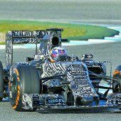 Vettel lässt Ferrari erstmals jubeln