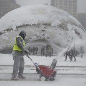Ein Schneesturm über Illinois sorgt für Chaos