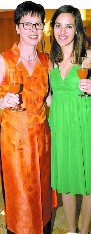 Strahlende Gäste: Angelika und Julia Schmölz. Fotos: Franc