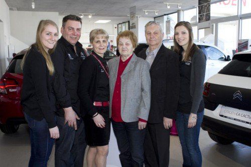 50 Jahre Leitner feierten Larissa (l.), Günther, Hildegard, Hildegard, Leopold und Lisa-Marie Leitner. Fotos: Franc