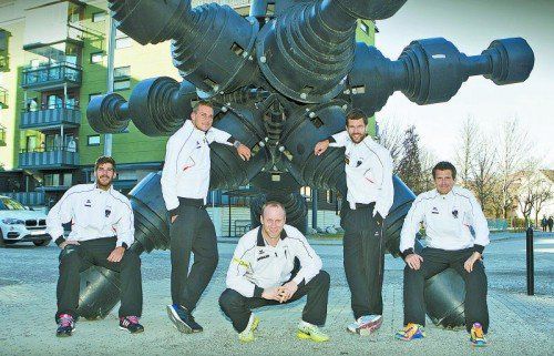 Bereit für das Duell mit Schweden: Gerald Melzer, Andreas Haider-Maurer, Kapitän Stefan Koubek, Jürgen Melzer und Alexander Peya. Foto: gepa