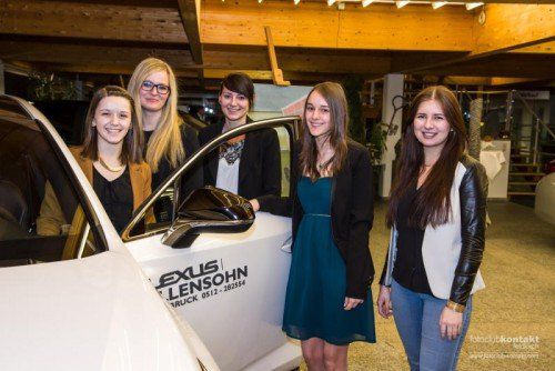 Das Projektteam der Handelsakademie: Edmina, Julia, Alina, Sarah und Rebecca (v. l.). Fotos: Fotoclub Kontakt Feldkirch