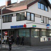 Lochau: Bankraub wenige Meter vom Polizeirevier