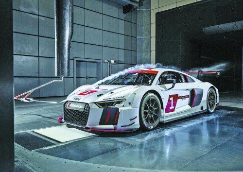 Im Windkanal: Die Entwicklungen aus dem Motorsport kommen den Serienfahrzeugen zugute. Fotos: Werk