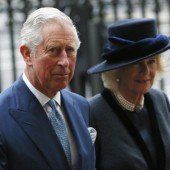 Prinz Charles reist mit Camilla in die USA