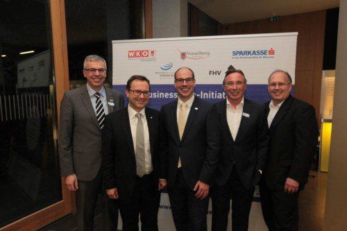 Studiengangsleiter Prof. Markus Ilg, Sparkassen-Vorstand Werner Böhler, Stefan Fitz-Rankl,WK-Direktor Helmut Steurer und Bernd Hilby (WISTO).