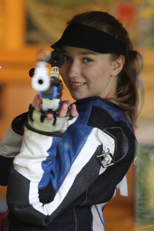 Nationalkaderschützin Verena Zaisberger will mit der USG Altach den regionalen Thron besteigen.
