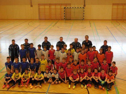 Viel Spaß hatten die Buben der fünf LAZ-Standorte bei einem zuletzt durchgeführten Futsal-Turnier. Foto: VFV