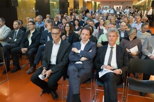 Christian Bernhard, Martin Wehrschütz und Gerald Fleisch (v. l.) stellten sich der Diskussion mit den Spitalsärzten.  Foto: VN/Hartinger  