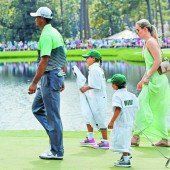 Golfstar Tiger Woods kam mit Lebensgefährtin Lindsey Vonn und den Kindern zum „Par-3-Bewerb“