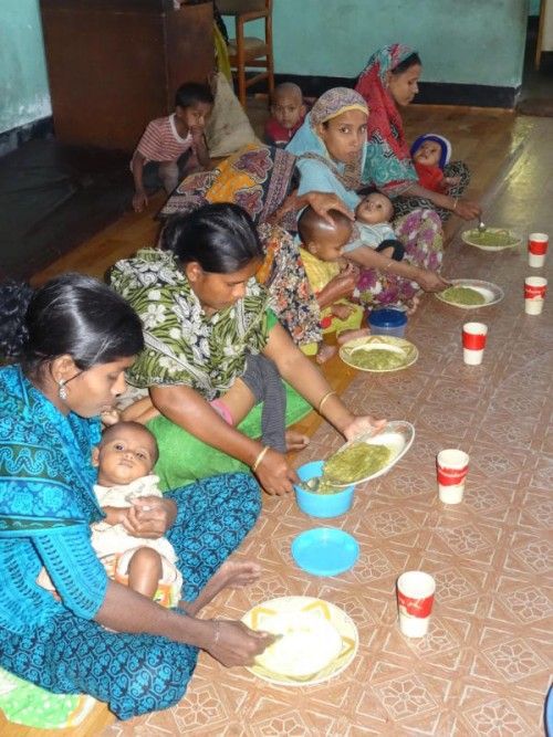 Ernährungsprojekte helfen Müttern und Kindern.