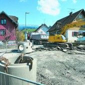 Straßensperren im Hatlerdorf
