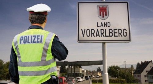 Spontanmeldungen: Bei Verdacht des Mehrwertsteuerbetrugs informiert Österreich die Schweiz. Montage: VN