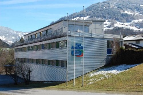 Um- und Ausbau geht weiter. STR