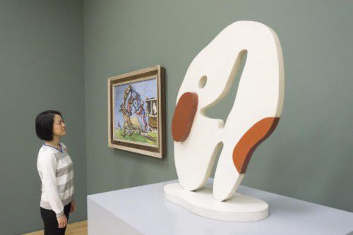 Arbeiten von Max Ernst und Hans Arp. Die nun zu sehende Auswahl mit 50 Arbeiten repräsentiert die Sammlung.