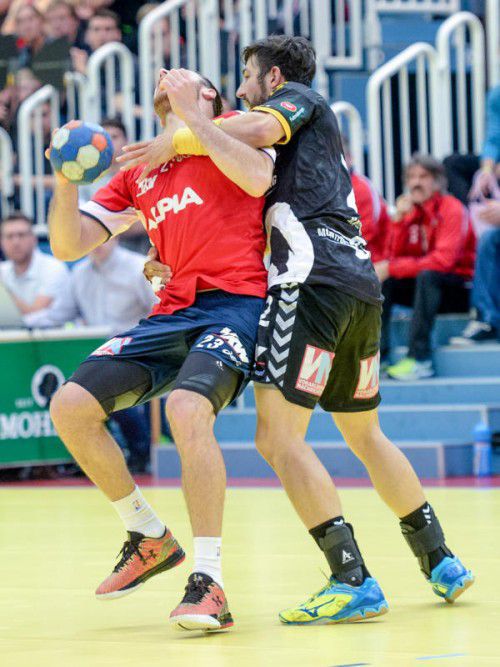 Das erste Ländle-Titelduell war geprägt von vielen harten, aber nie unfairen Attacken.