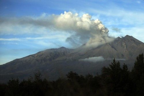 Die Eruption am Calbuco hat „wie vorhergesagt“ begonnen. EPA