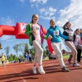 Mehr als 1000 Schüler liefen gegen die Armut