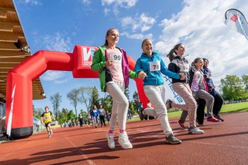 Die jugendlichen Läuferinnen und Läufer zeigten vollen Einsatz.