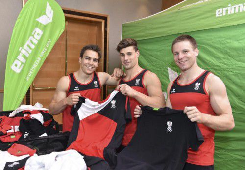 VIENNA,AUSTRIA,30.MAY.15 - OLYMPICS - OEOC, official equipping for the European Games in Baku. Image shows Vincenz Johann Hoeck, Fabian Leimlehner and Matthias Schwab (AUT).
Photo: GEPA pictures/ Martin Hoermandinger