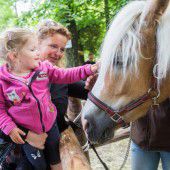 100 Tiere zum Anfassen und Streicheln