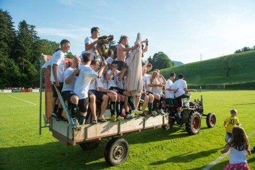 Der FC Langenegg steigt erstmals in der Vereinsgeschichte in die Vorarlbergliga auf. foto: rhomberg