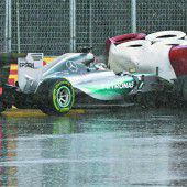 Hamilton dominiert trotz Crash
