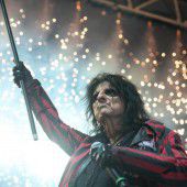 Schaurig schöne Show mit Alice Cooper