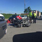 Mit Pkw Motorrad seitlich gerammt
