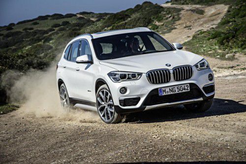 Im Oktober fährt der neue BMW X1 vor. Er ist sowohl außen wie innen größer als der Vorgänger. Foto: werk