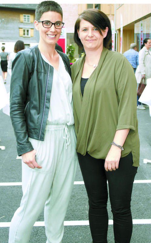 Julia Weger (l.) mit Marina Nenning (Wegweiser). Fotos: Franc