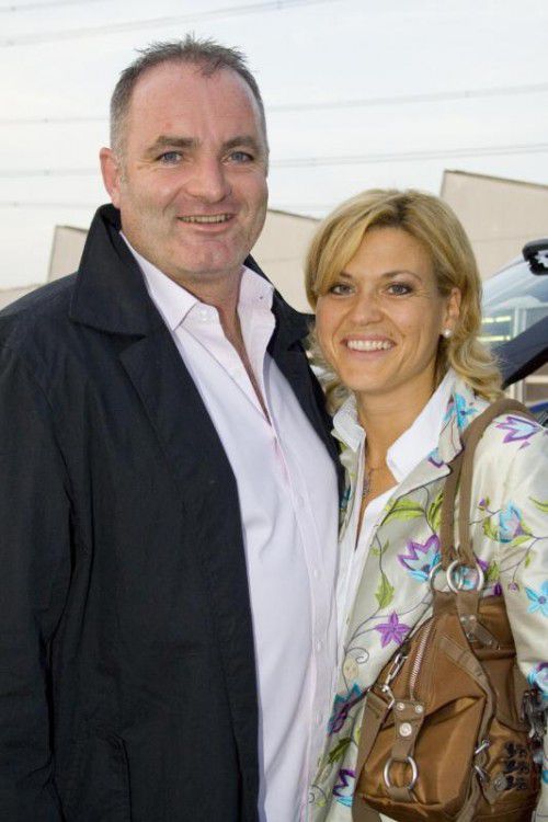 Thomas Bischof und Gattin Karin. Der Rankweiler ist bei den großen Tennisturnieren der Welt mit dabei. Foto: VN
