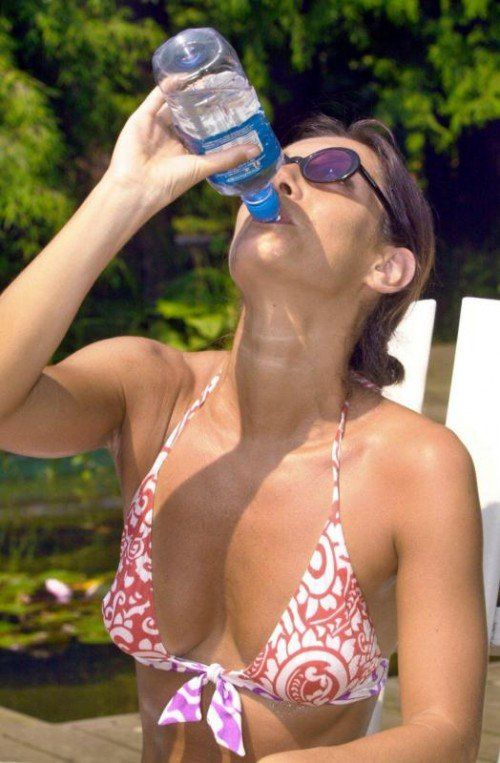 Bei Hitze sehr wichtig: viel trinken. Foto: dpa