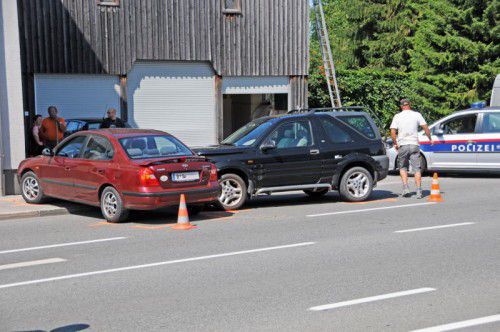 Der Unfall in Höchst forderte eine leichtverletzte Person.
