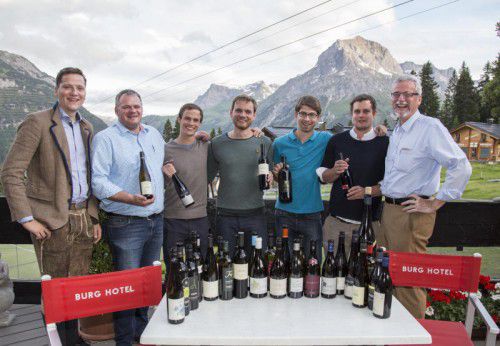Die Sieger: Christian Lucian, Heinz Frischengruber (Kellermeister Domäne Wachau), Lorenz Haas (Allram), Michael Gross (Gross), Franz Pichler jun. (Franz Pichler), Rafael Hug (Wegelin, Malans) und Gerhard Lucian(v. l.).