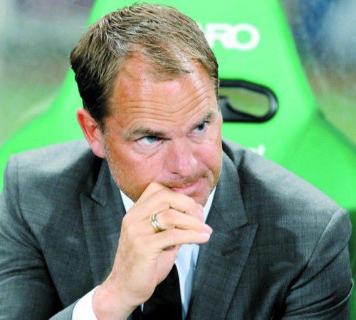Ein unzufriedener Ajax-Trainer Frank De Boer.