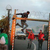 Mehr als 1000 Fluchtversuche durch Eurotunnel in einer Nacht