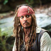Depp besucht als Jack Sparrow kranke Kinder