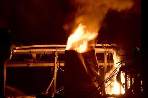 Bei dem Unglück kam ein Mensch ums Leben, neuen weitere wurden verletzt. Foto: AP