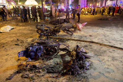 Die Bombe, die am Montag inmitten von Bangkok mindestens 19 Menschen tötete und 80 verletzte, war auf einem Motorrad befestigt.