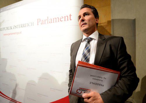 Team-Stronach-Klubchef Lugar hofft auf eine Lösung.