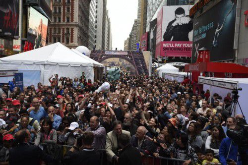 Der Beginn der UN-Versammlung wurde von Tausenden Menschen auf den Straßen New Yorks begleitet. Sie forderten Friedenslösungen.