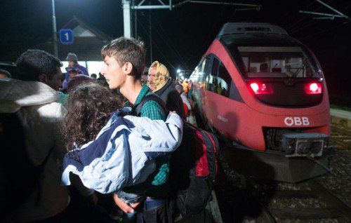 Der Flüchtlingsstrom sorgt für Verspätungen im Fernnetz der ÖBB.