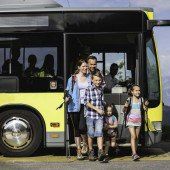 Bus und Bahn als Herbstattraktion