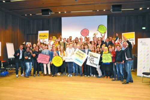 Die Teilnehmenden fordern mehr Mitgestaltungsrechte für junge Menschen.