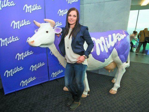 Die Zukunft ist lila: Ski-Ass Anna Fenninger rührt in den nächsten vier Jahren die Werbetrommel für Milka.