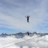 Über den Wolken
