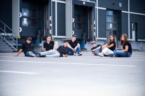 HABERKORN: Raphael Forer, Benjamin Seibl, Marco Troy, Andrija Luburic, Marcel Hecht, Lara Dülge und Lisa Thoma haben in den Lehrberufen Großhandelskaufmann/-kauffrau und Betriebslogistikkaufmann in Wolfurt gestartet. Das Unternehmen bildet derzeit insgesamt 20 Lehrlinge aus.