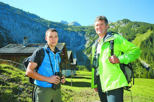 Herbert Erhart (r.) und Joachim Bickel begleiten die natürliche Entwicklung im Gadental höchstpersönlich.